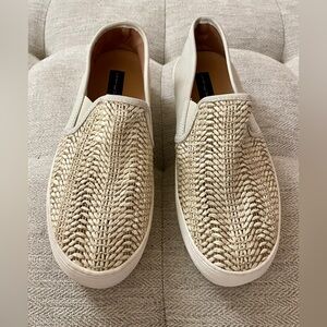 Like New Steven by Steve Madden Size 8 Raffia Slide Sneaker